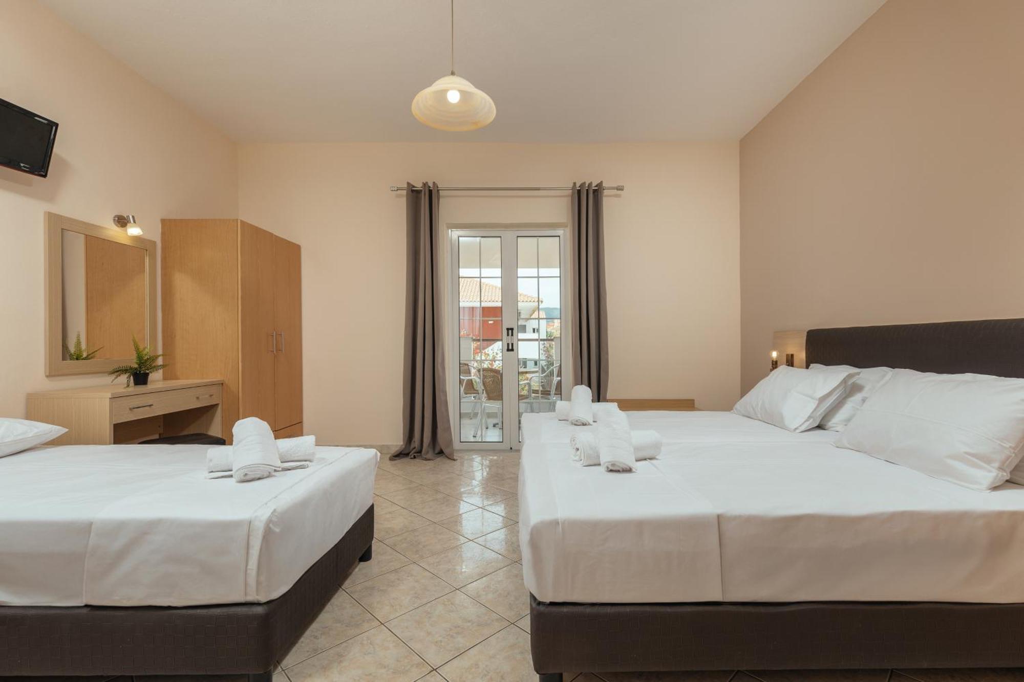 Yakinthos Hotel Laganas Zewnętrze zdjęcie