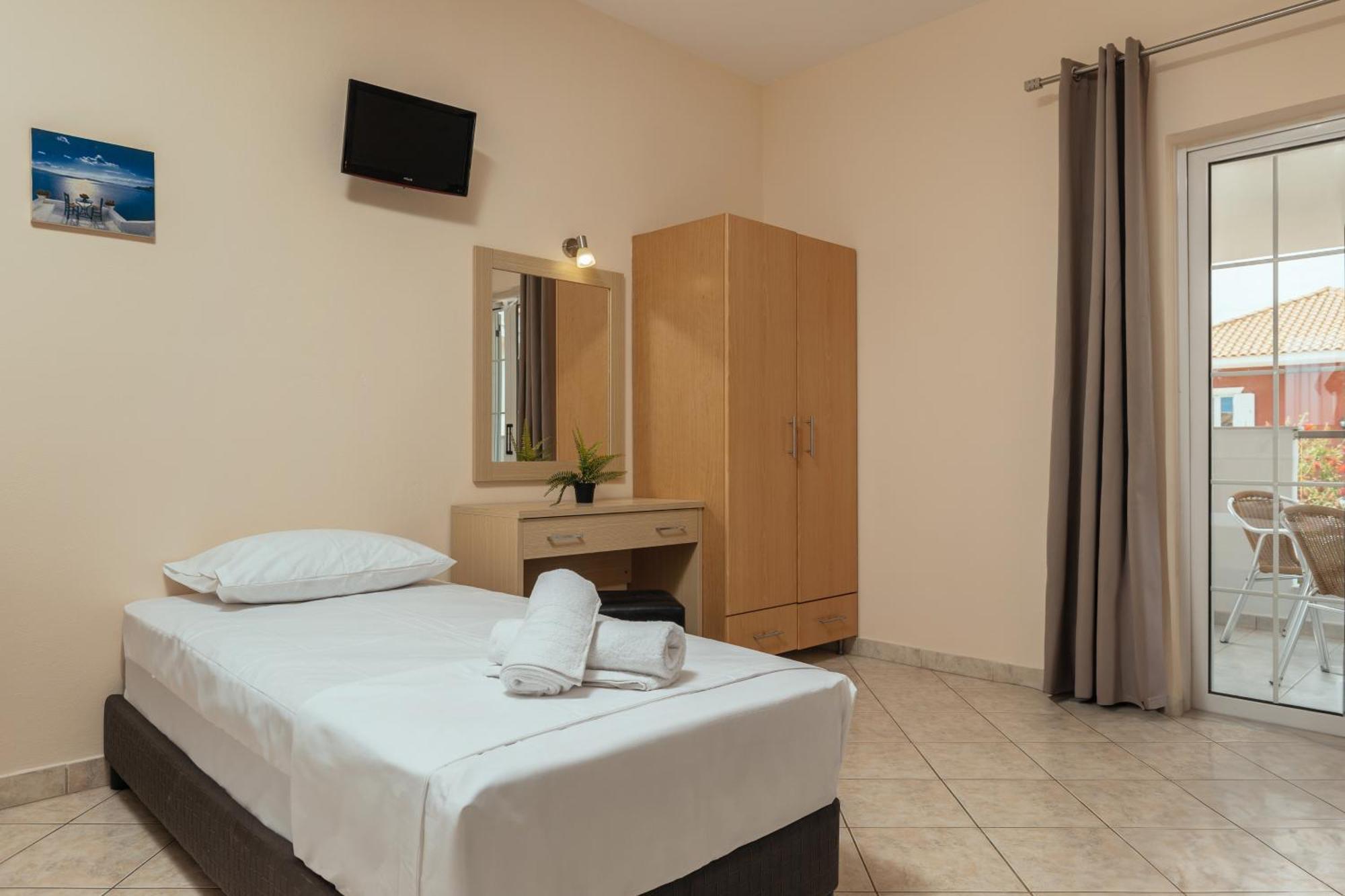 Yakinthos Hotel Laganas Zewnętrze zdjęcie