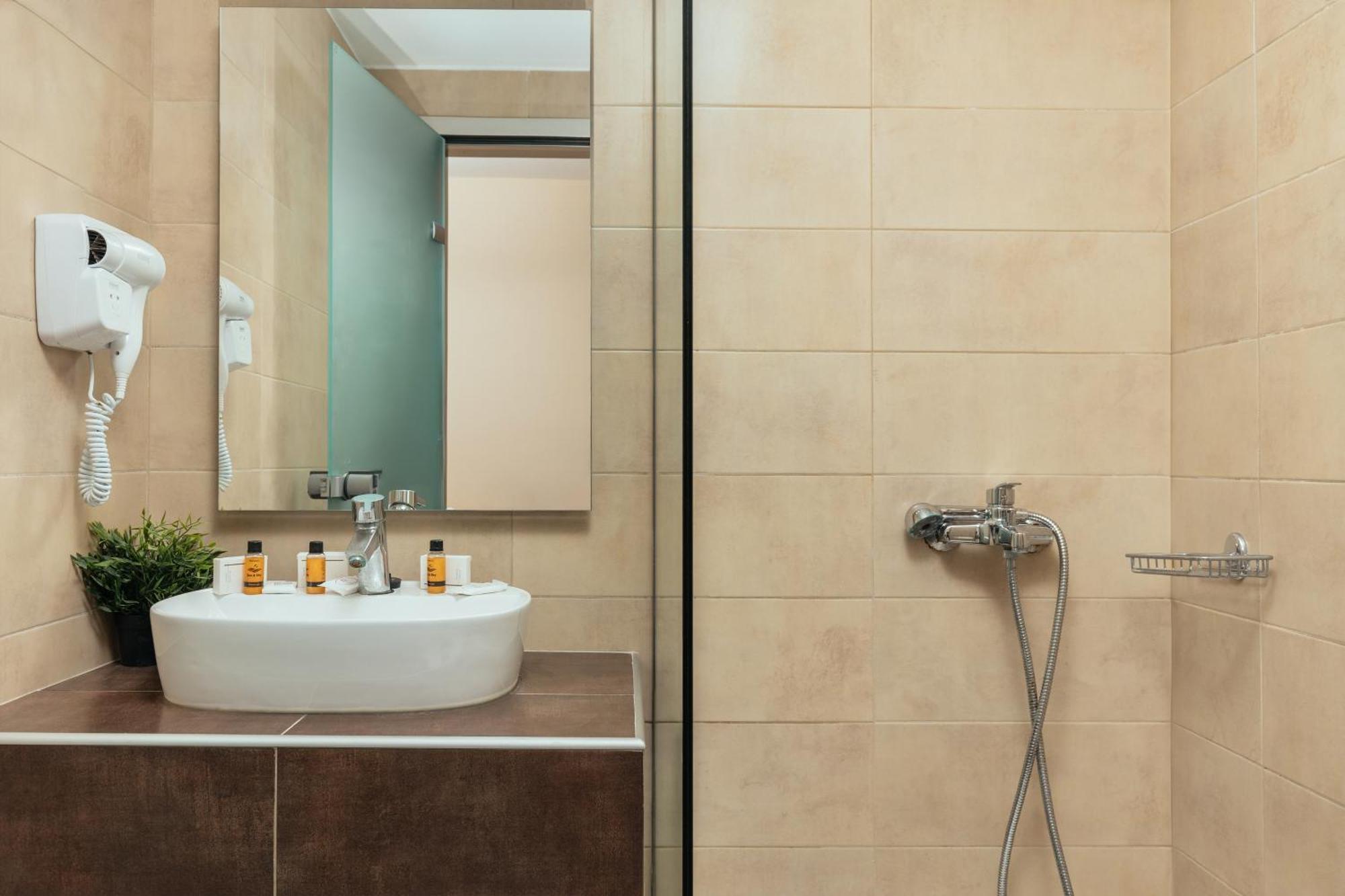 Yakinthos Hotel Laganas Zewnętrze zdjęcie